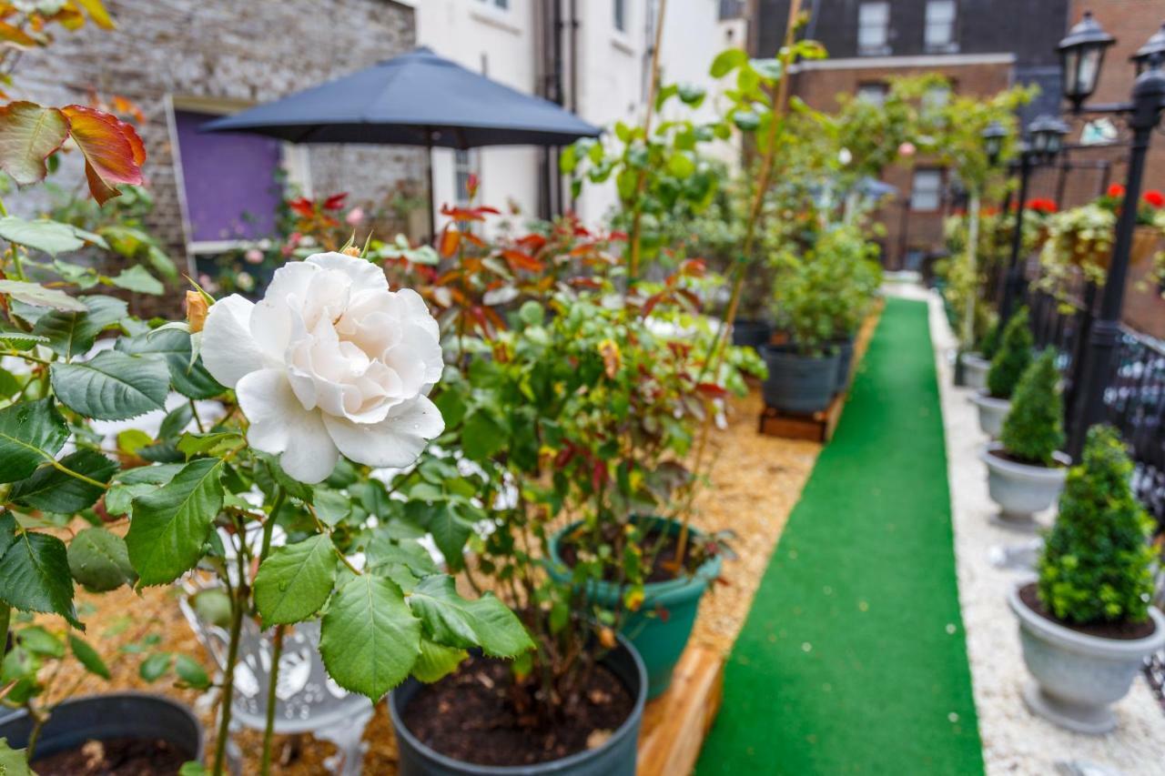 London Elizabeth Hotel Exterior photo